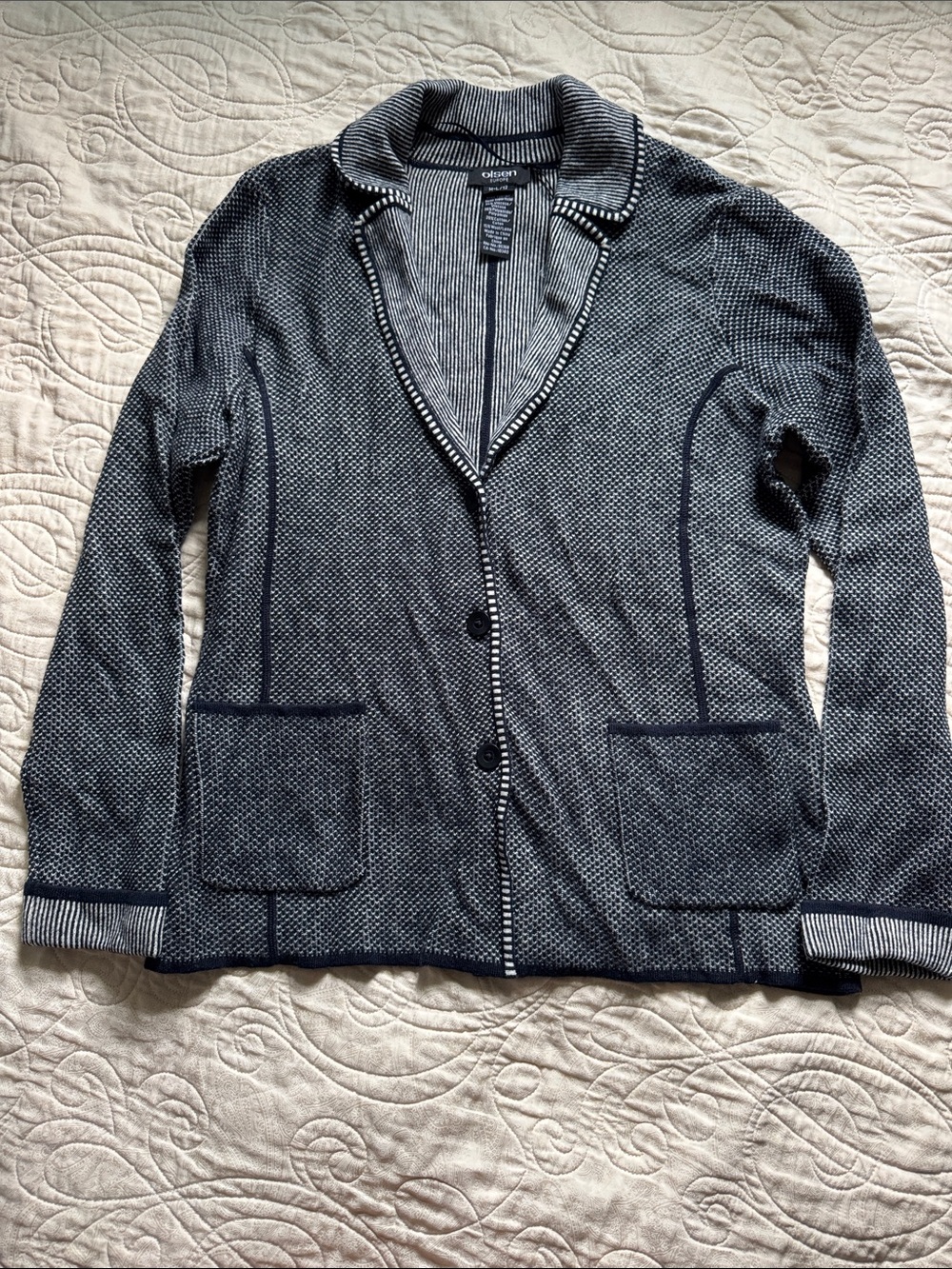 Olsen Merino Blend Knit Blazer in Navy & White. Size M-L